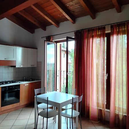 Апартаменти Borgo Antico Сан-Феліче-дель-Бенако Екстер'єр фото