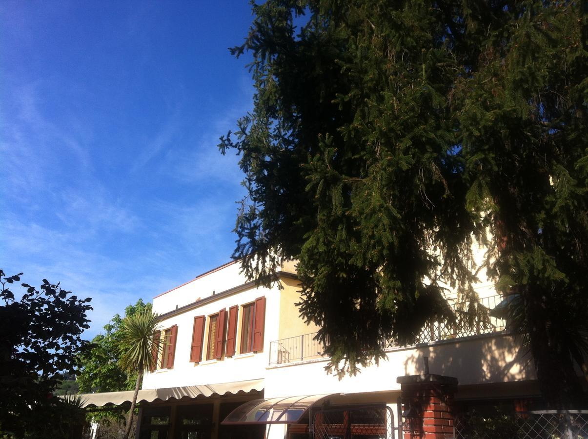 Апартаменти Borgo Antico Сан-Феліче-дель-Бенако Екстер'єр фото